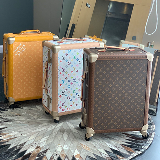 louis vuitton white multicolor monogram hard rolling suitcase